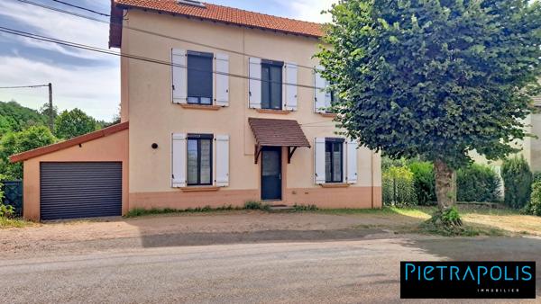 Maison de ville rénovée avec piscine