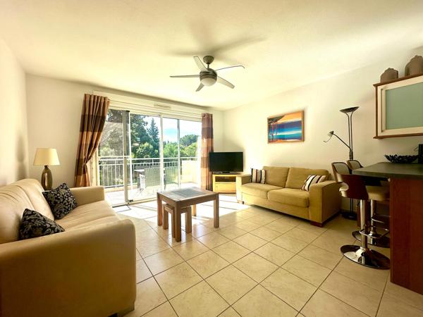 MAGNIFIQUE 2 PIECES DE 44 M2 DANS RESIDENCE DE STANDING AVEC PISCINE