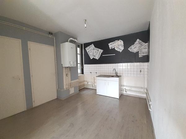 Appartement 3 pièce(s) 73.24 m2 - Nancy HYPER CENTRE PROCHE PLACE CHARLES III