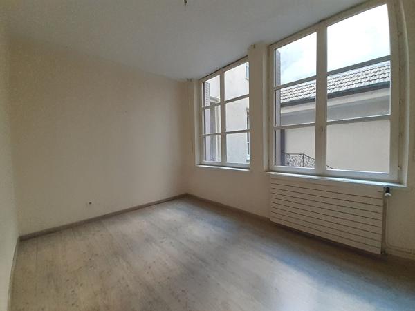 Appartement 3 pièce(s) 73.24 m2 - Nancy HYPER CENTRE PROCHE PLACE CHARLES III