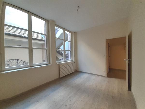 Appartement 3 pièce(s) 73.24 m2 - Nancy HYPER CENTRE PROCHE PLACE CHARLES III
