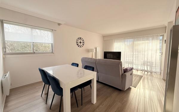 Appartement à vendre    2 pièces • 67 m2 L'Isle-Adam