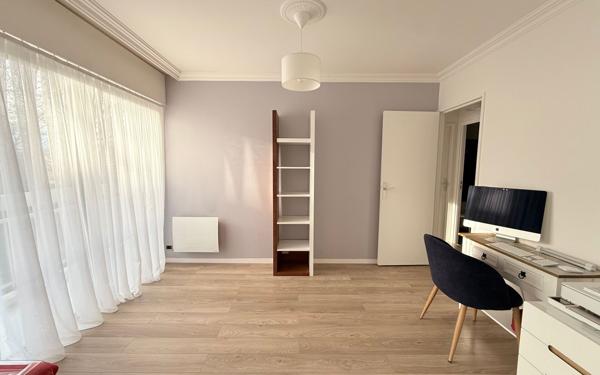 Appartement à vendre    2 pièces • 67 m2 L'Isle-Adam