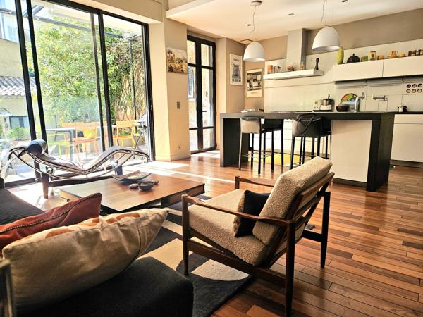 Sous l'oranger entre Vauban et le Vieux-Port