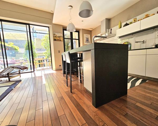 Sous l'oranger entre Vauban et le Vieux-Port