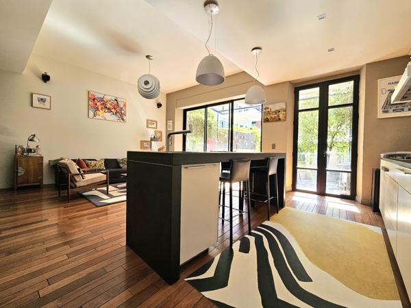 Sous l'oranger entre Vauban et le Vieux-Port