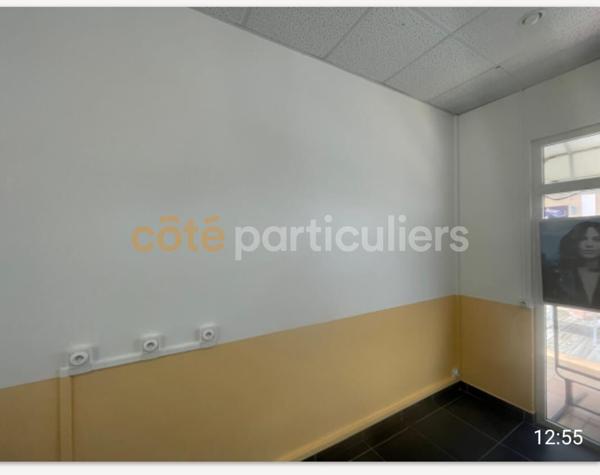 Vente
                Local commercial25 m² - 1 Pièce -
                    SAINT FRANCOIS (97118)