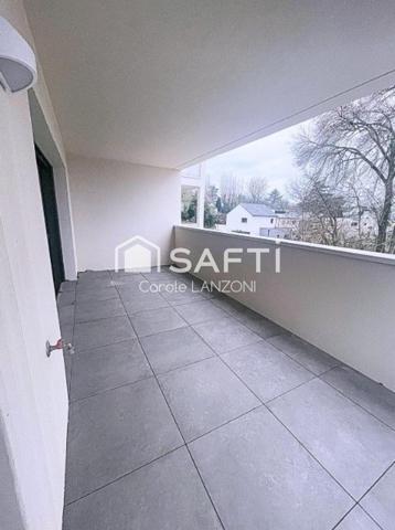 CHATEAUGIRON hyper centre, T4 neuf 90m2, terrasse