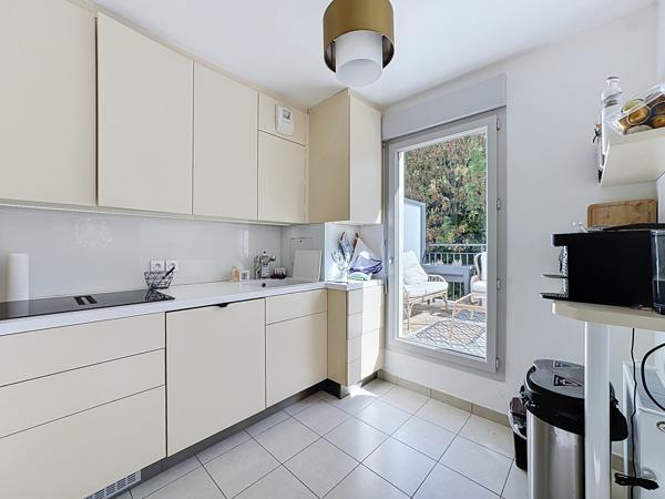 DUPLEX T4 D'EXCEPTION AUX VILLAS DES COTEAUX A CHENNEVIERES SUR MARNE DE 2020 + BOX. PARKING en supplément pos