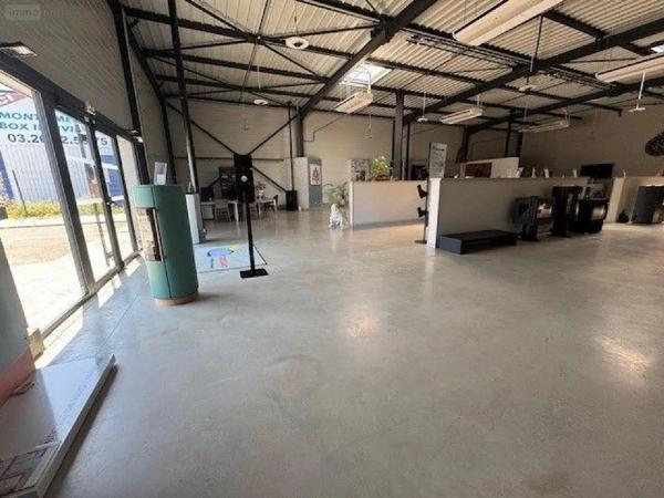 Achat - Fonds et/ou murs commerciaux | Entrepôt et bureaux Cormontreuil 51350 700 m 2 1997 m 2