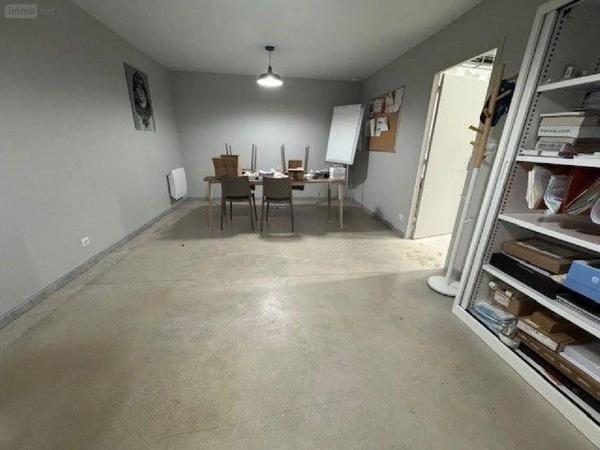 Achat - Fonds et/ou murs commerciaux | Entrepôt et bureaux Cormontreuil 51350 700 m 2 1997 m 2