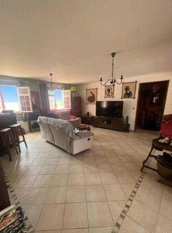 Vente                                                      Maison
                        
                     4 pièces                      94 m2                     à Sainte-Luce