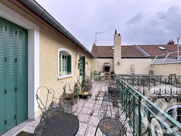 Maison à vendre  12 pièces - 270,08 m2 CHAMPS SUR MARNE - 77