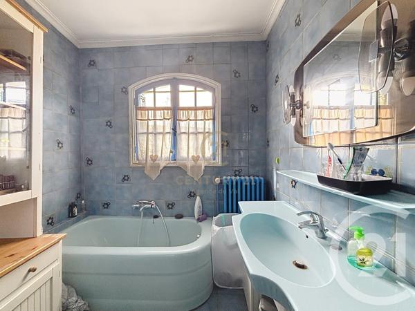 Maison à vendre  12 pièces - 270,08 m2 CHAMPS SUR MARNE - 77