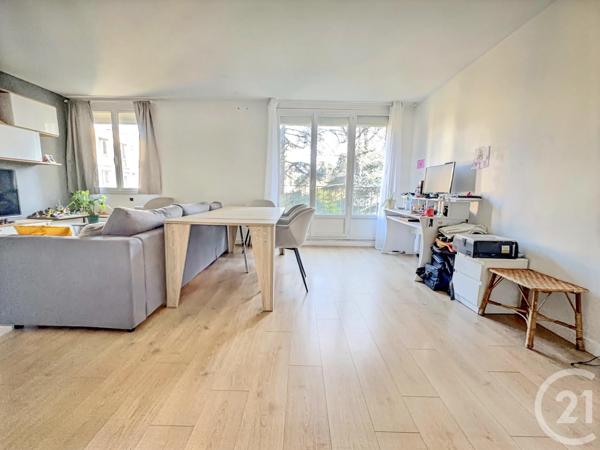 Appartement F4 à vendre  4 pièces - 64,35 m2 BOUGIVAL - 78
