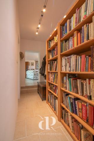 Charmante maison prete à vivre avec piscine et beau jardin