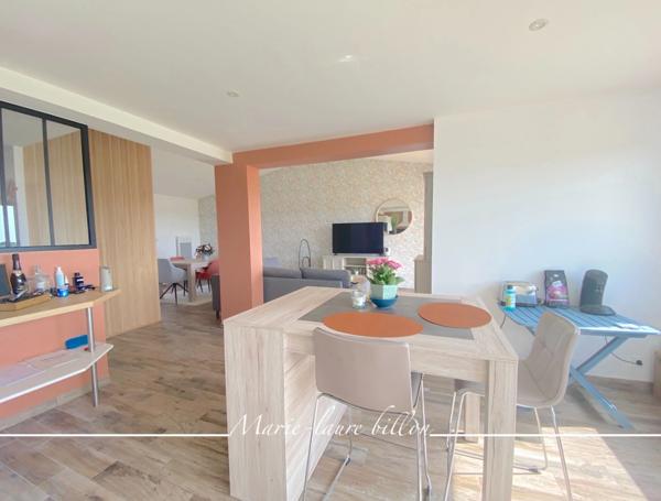 Dpt Vendée (85), à vendre LE FENOUILLER maison 2 chambres + son appartement de type 2, garage, annexes et son terrain de 2400 M2