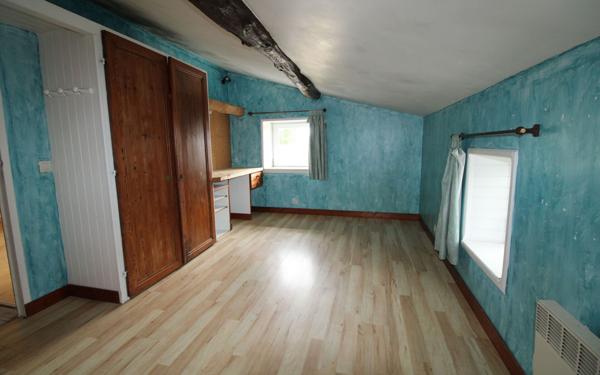 Maison à vendre    6 pièces •  Balanzac