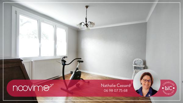 MAISON FAMILIALE de 160 m² 4 chambres, dont partie indépendnate avec double-garage de 40 m² sur 600 m²