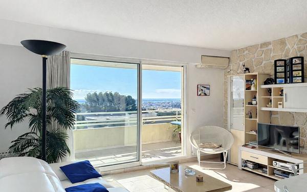 Appartement à vendre    3 pièces • 57,45 m2 Le Cannet