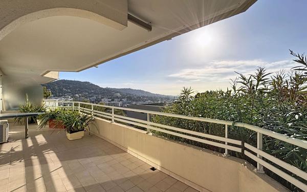 Appartement à vendre    3 pièces • 57,45 m2 Le Cannet