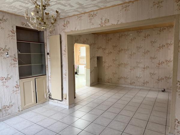 Plain pied en fond d'impasse avec jardin et garage