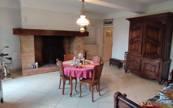 Maison à vendre    5 pièces • 185 m2 Vic-en-Bigorre