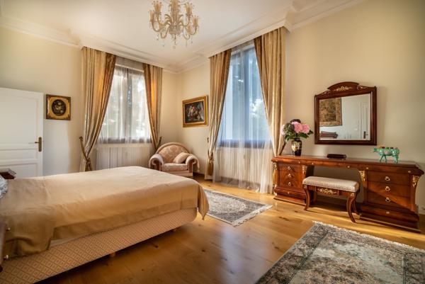 Vente Appartement de luxe Évian-les-Bains 7 Pièces 279 m²