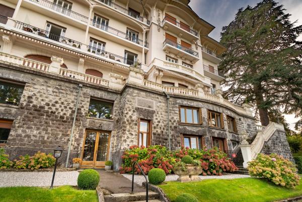 Vente Appartement de luxe Évian-les-Bains 7 Pièces 279 m²