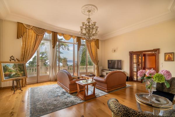 Vente Appartement de luxe Évian-les-Bains 7 Pièces 279 m²
