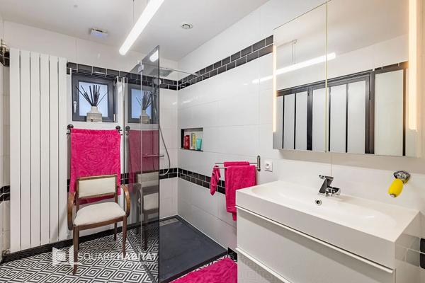 Maison à vendre 6 pièces 217m² Halluin (59250)