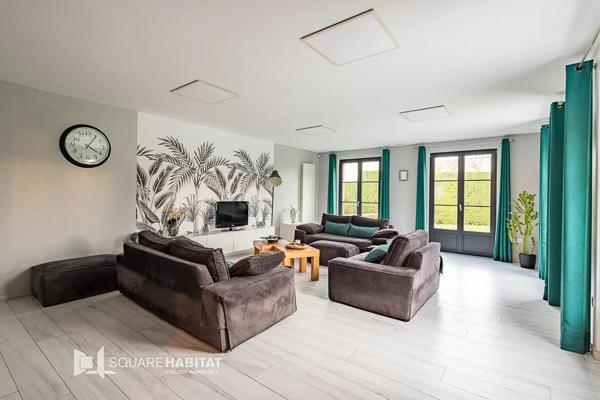 Maison à vendre 6 pièces 217m² Halluin (59250)