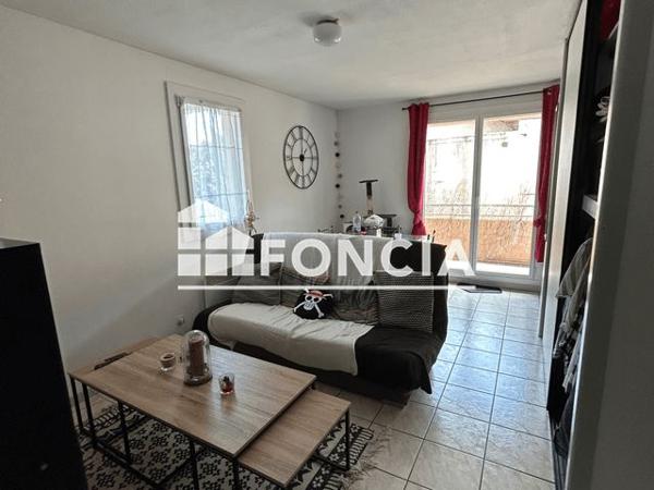 Location Appartement 2 pièces 36.88 m² - RESIDENCE JOLIOT CURIE Pau 64000
