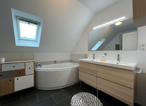 À vendre - Maison individuelle, 6 pièces située à Mazières-de-Touraine (37130)