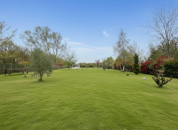 À vendre - Maison individuelle, 6 pièces située à Mazières-de-Touraine (37130)