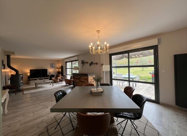 À vendre - Maison individuelle, 6 pièces située à Mazières-de-Touraine (37130)