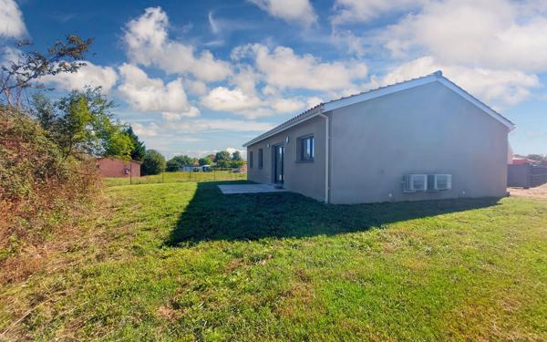 Maison à vendre    4 pièces •  Bressols