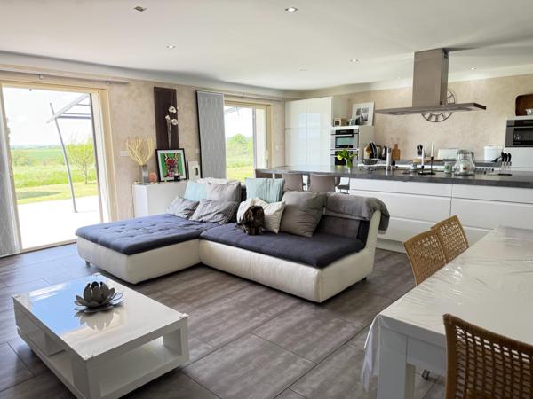 Maison de plain pied de 143 m2 proche du village de Monestiés