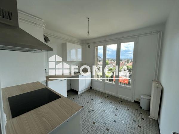 Location Appartement 2 pièces 43.17 m² - 9 AVENUE ESPALION Le Coteau 42120