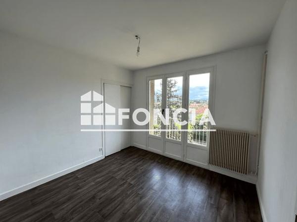 Location Appartement 2 pièces 43.17 m² - 9 AVENUE ESPALION Le Coteau 42120