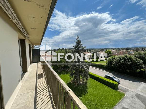 Location Appartement 2 pièces 43.17 m² - 9 AVENUE ESPALION Le Coteau 42120