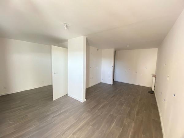 Appartement Port Saint Pere 1 pièce(s) 32 m2