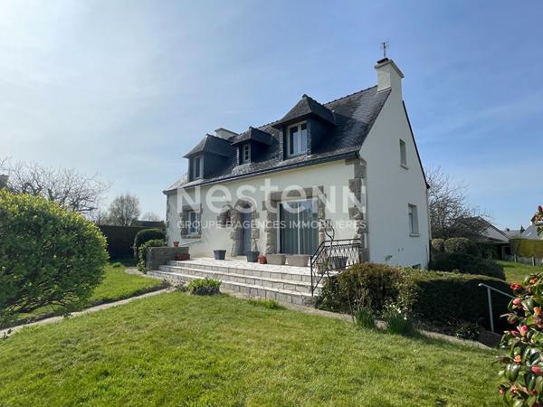 Maison à vendre Elven centre avec 1500 m² de terrain constructible