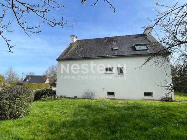 Maison à vendre Elven centre avec 1500 m² de terrain constructible