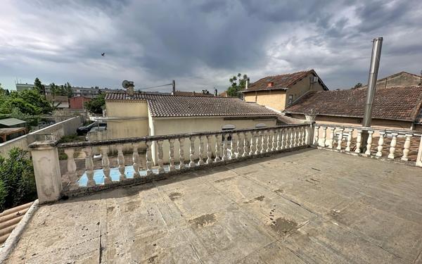 Maison à vendre    6 pièces •  Avignon
