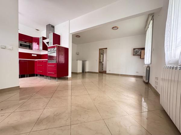 Maison Champigny-sur-Marne - 4 pièces - 89.27 m² habitable - parcelle de 253 m²