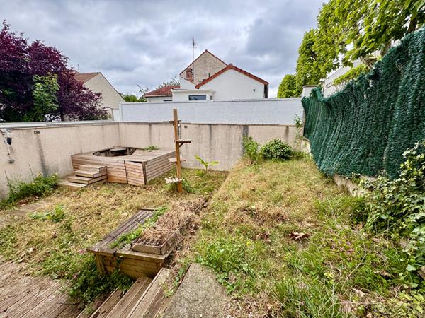 Maison Champigny-sur-Marne - 4 pièces - 89.27 m² habitable - parcelle de 253 m²