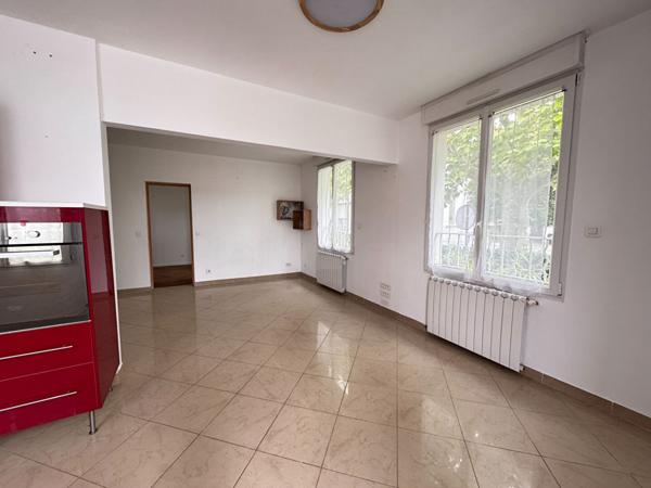 Maison Champigny-sur-Marne - 4 pièces - 89.27 m² habitable - parcelle de 253 m²