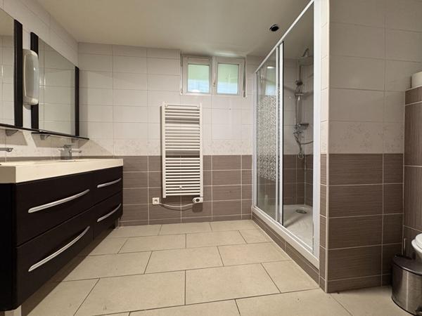 Maison Champigny-sur-Marne - 4 pièces - 89.27 m² habitable - parcelle de 253 m²