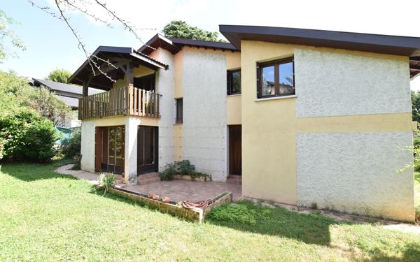 Maison à vendre    5 pièces •  Sainte-Foy-lès-Lyon